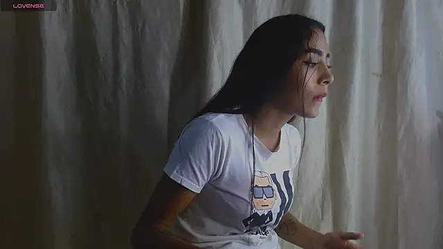 AntonellaAndNoah online show from 12-05-24, 12:58