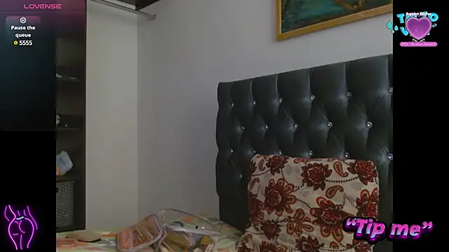 AntonellaAndNoah online show from 01-11-25, 07:59