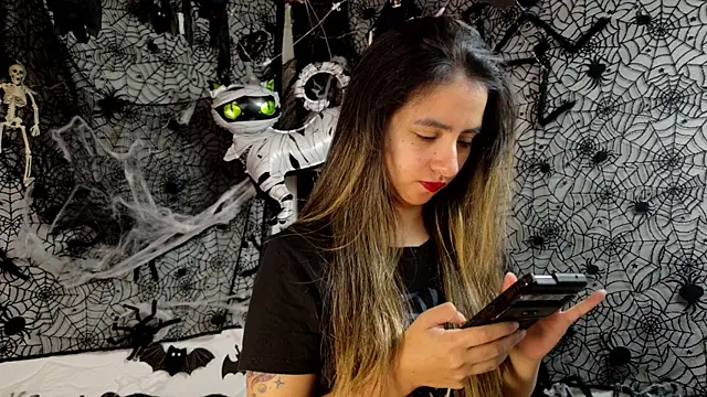 julietta   jackson online show from 10-27-25, 04:41