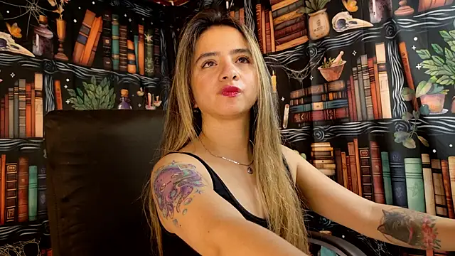 Snapshot of julietta___jackson chatting on 03-01-25, 07:26 julietta jackson online show from 03-01-25, 07:26
