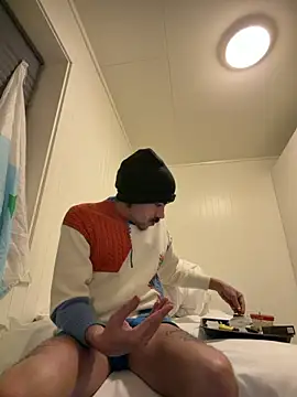 wolfwhite95 online show from 03-03-26, 12:17