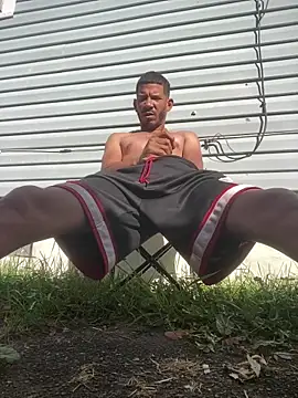 Snapshot of Chico_Bellaco chatting on 10-01-25, 02:54 Chico Bellaco online show from 10-01-25, 02:54