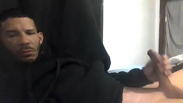 Snapshot of Chico_Bellaco chatting on 03-09-25, 03:27 Chico Bellaco online show from 03-09-25, 03:27