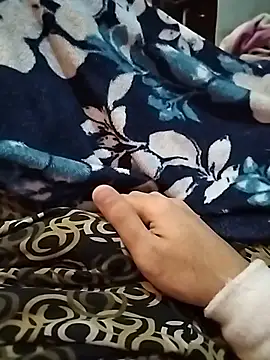 Snapshot of indian___fucker chatting on 11-21-25, 07:13 indian fucker online show from 11-21-25, 07:13