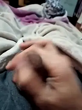 Snapshot of indian___fucker chatting on 11-28-25, 01:44 indian fucker online show from 11-28-25, 01:44