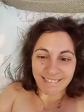 ShelaDiass online show from 05-15-26, 02:20