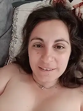 ShelaDiass online show from 06-19-26, 12:49
