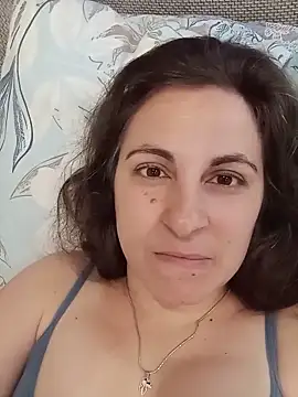 ShelaDiass online show from 05-23-26, 06:01