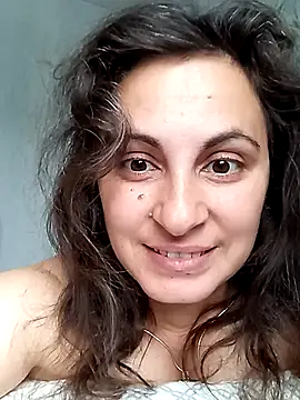 Snapshot of ShelaDiass chatting on 10-10-25, 05:41 ShelaDiass online show from 10-10-25, 05:41