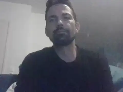 Snapshot of Romix2985 chatting on 12-25-24, 07:02 Romix2985 online show from 12-25-24, 07:02