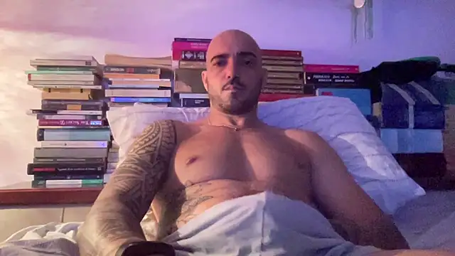 alessandromori91 online show from 06-24-26, 09:34