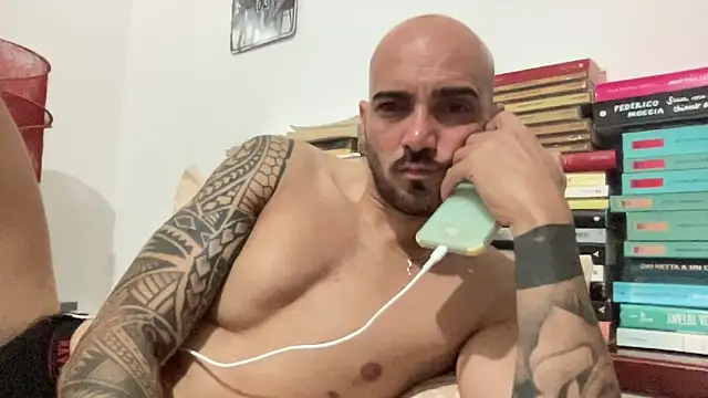 alessandromori91 online show from 06-19-26, 10:15