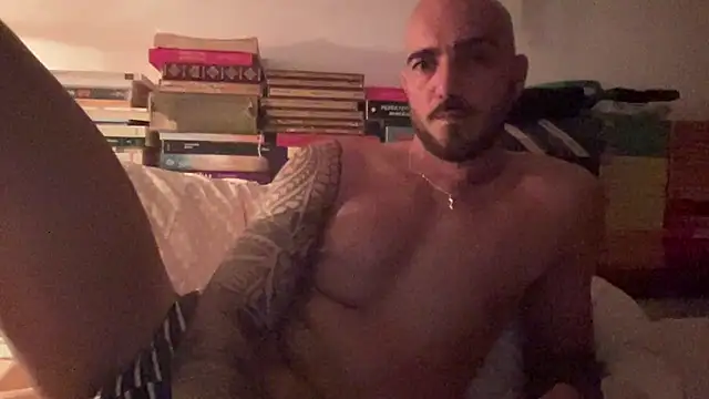 alessandromori91 online show from 07-08-26, 12:46