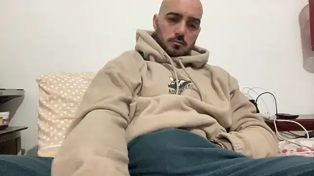 alessandromori91 online show from 01-09-26, 09:00