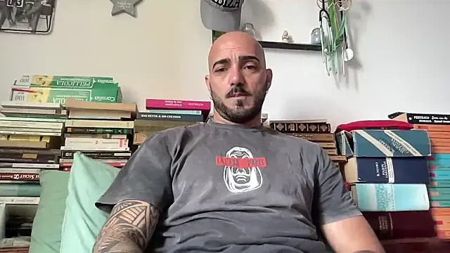 alessandromori91 online show from 05-11-26, 08:27