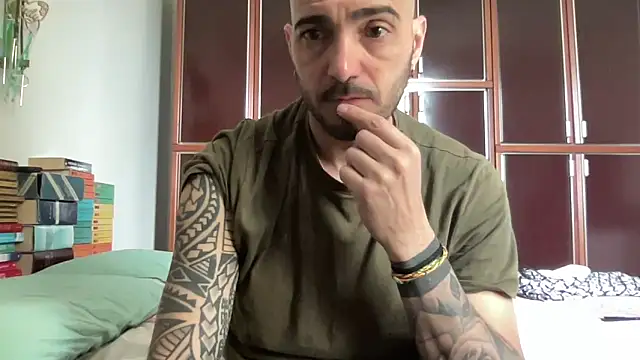 alessandromori91 online show from 04-13-26, 10:19