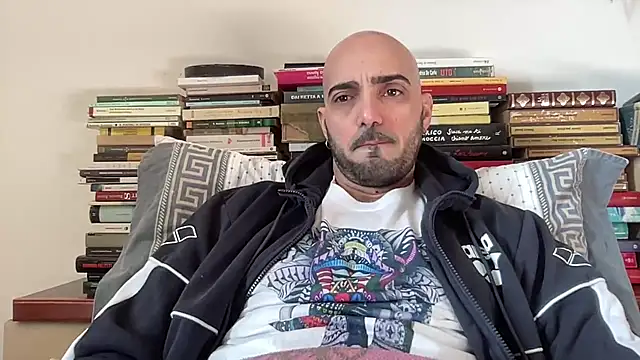 alessandromori91 online show from 03-19-26, 02:28