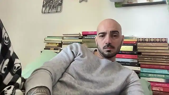 alessandromori91 online show from 04-05-26, 08:21