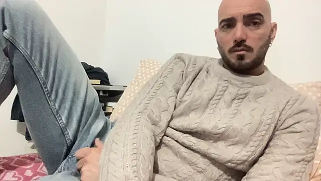 alessandromori91 online show from 01-13-26, 08:46