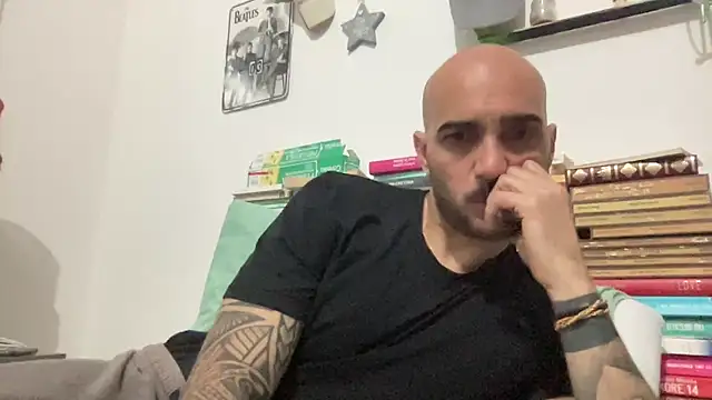 alessandromori91 online show from 05-08-26, 11:19