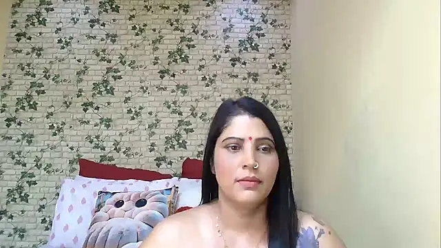 Snapshot of XIndianintimacy chatting on 06-02-26, 06:08 XIndianintimacy online show from 06-02-26, 06:08