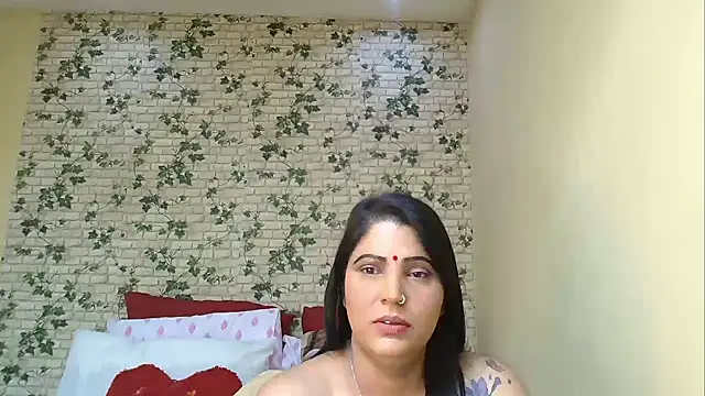 Snapshot of XIndianintimacy chatting on 06-07-26, 06:02 XIndianintimacy online show from 06-07-26, 06:02