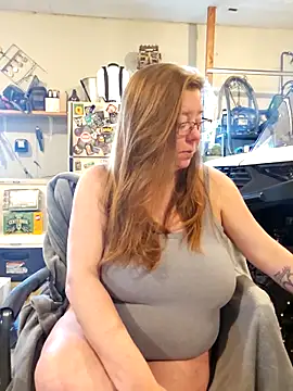 MsShelby40 online show from 12-20-25, 08:33