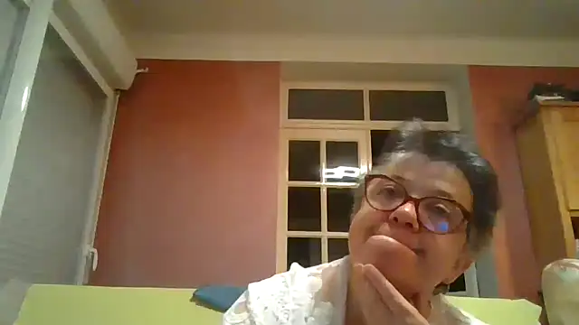 Vandeae44 online show from 03-09-26, 08:23