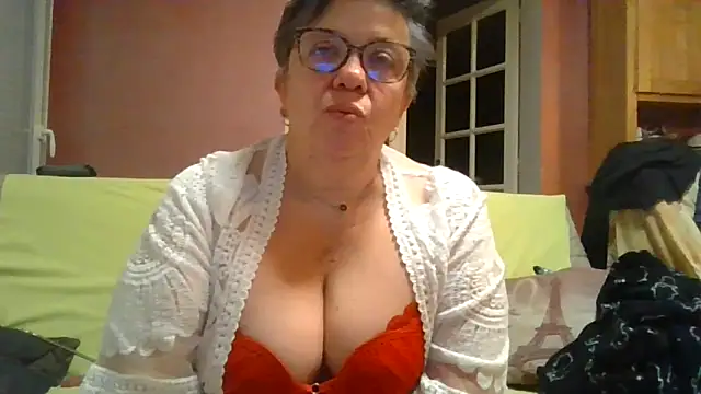 Vandeae44 online show from 02-18-26, 08:49