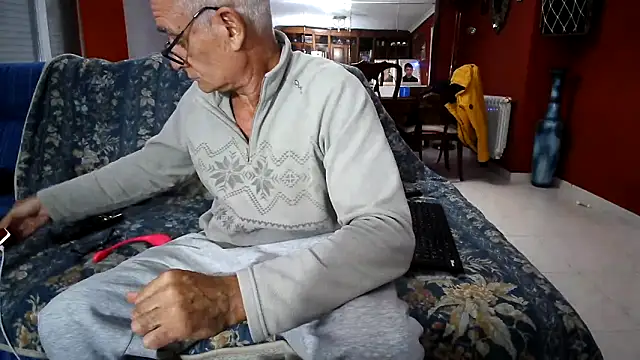 maduroguapo online show from 12-15-25, 10:48