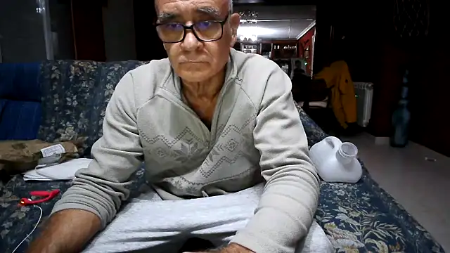 maduroguapo online show from 12-14-25, 10:04