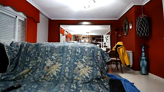 maduroguapo online show from 12-18-25, 04:00