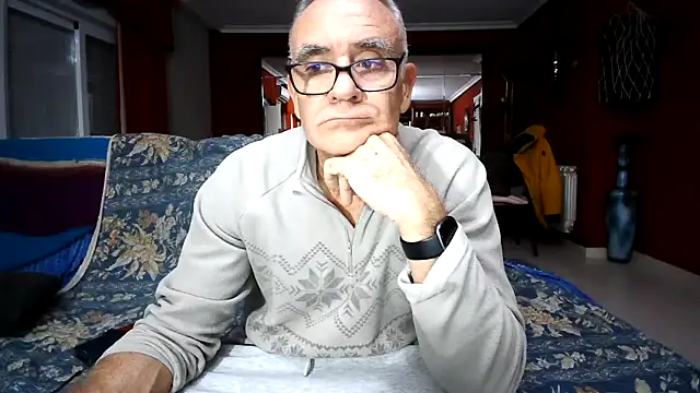 Snapshot of maduroguapo chatting on 02-12-26, 05:45 maduroguapo online show from 02-12-26, 05:45