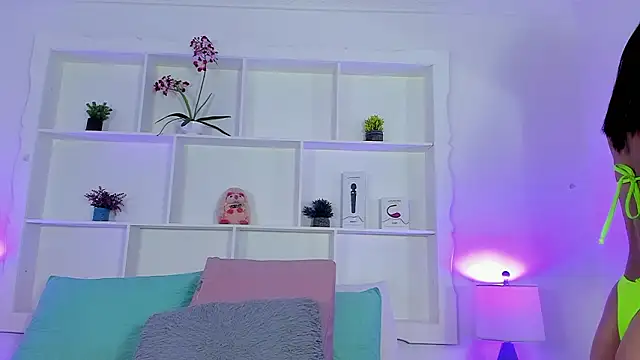 Jenifer Diaz online show from 02-10-26, 12:59