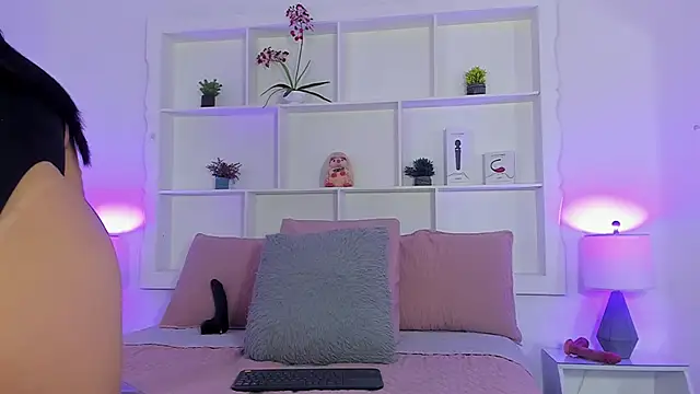 Jenifer Diaz online show from 02-24-26, 03:02