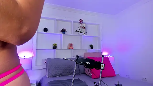 Jenifer Diaz online show from 03-18-25, 01:12