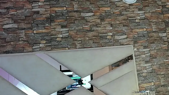 sophie pariss online show from 11-30-25, 04:02