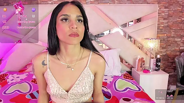 sophie pariss online show from 11-15-25, 03:10