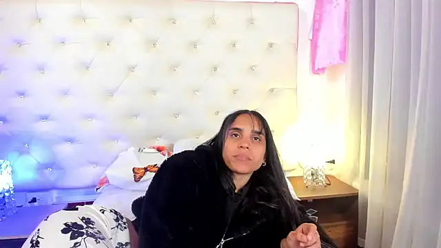 Snapshot of sophie_pariss chatting on 02-27-25, 10:22 sophie pariss online show from 02-27-25, 10:22