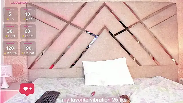 sophie pariss online show from 04-16-26, 03:51