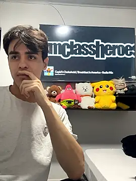 Alex and Fabian online show from 01-13-26, 03:54