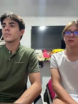 Alex and Fabian online show from 05-16-26, 04:44