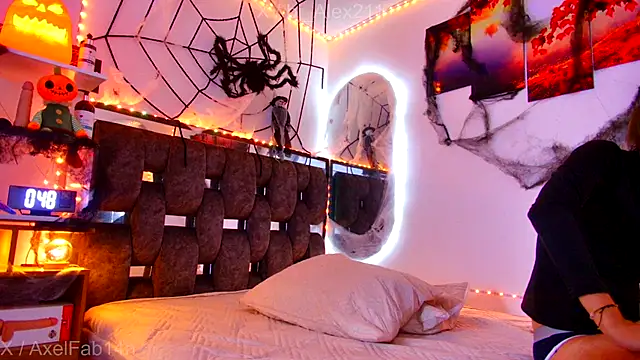 Alex and Fabian online show from 10-21-25, 08:52