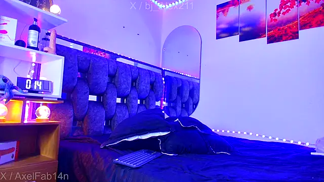 Alex and Fabian online show from 11-15-25, 09:08