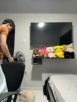 Alex and Fabian online show from 02-24-26, 05:08