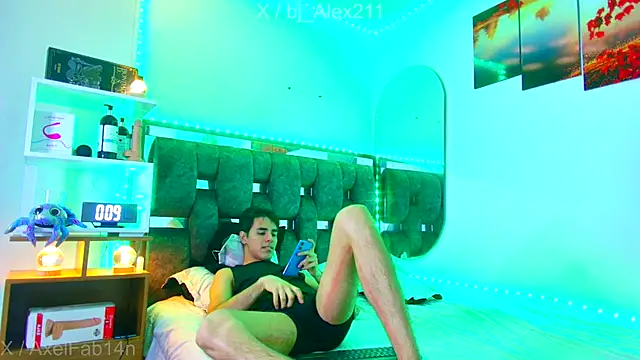 Alex and Fabian online show from 11-06-25, 08:57