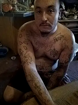 wilsons12 online show from 10-28-25, 02:05