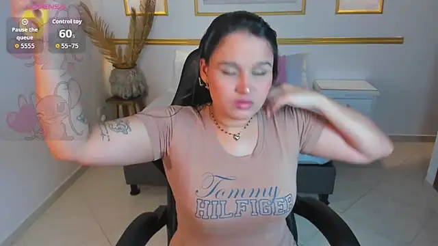 lia sexx19 online show from 11-23-25, 02:32