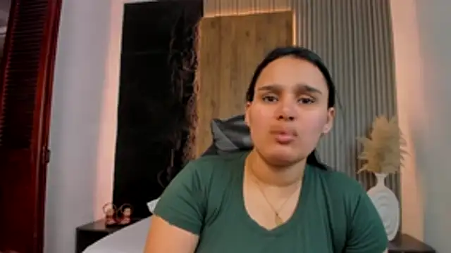 lia sexx19 online show from 05-20-26, 02:30