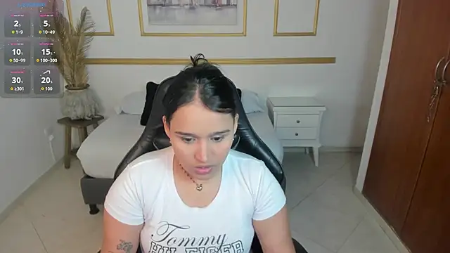 lia sexx19 online show from 12-16-25, 02:05